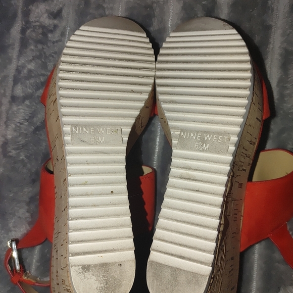 Nine West Orange Sandals Minimalist Design, Size 6.5 No Box - Picture 7 of 8